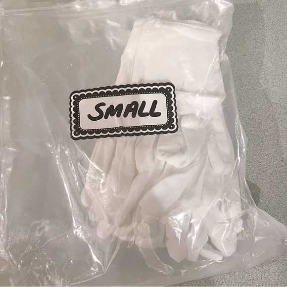 15 pairs of white cotton gloves - Picture 2 of 3
